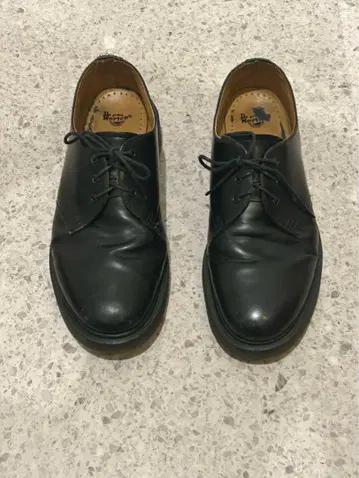 Dr.Martens 닥터마틴 블랙 3홀