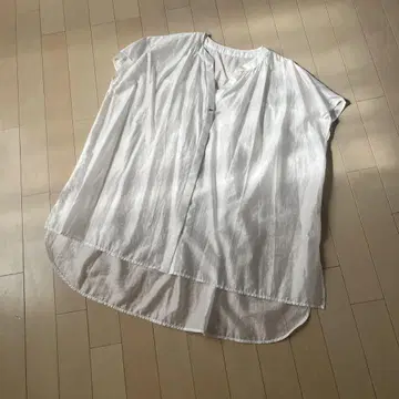 새상품급 제나에스파스 메르베유 시어 셔츠