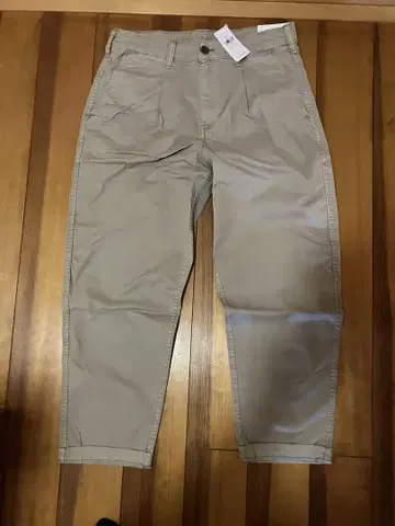 새상품 AMERICAN EAGLE 크롭 스트레치 워시 가공 치노 팬츠
