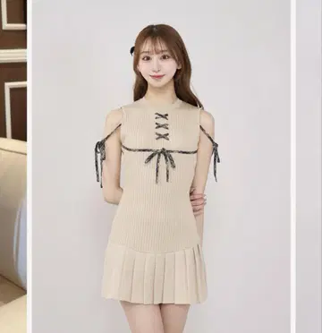 도킹 레이스업 미니 원피스