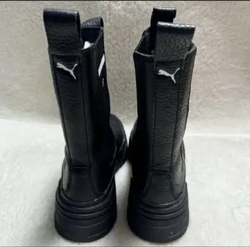 푸마 새상품급 MAYZE STACK CHELSEA 23cm 부츠