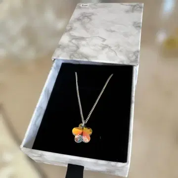 스와로브스키 꽃 목걸이