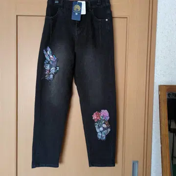 이즈스칼라 미사용 새상품 데님 팬츠