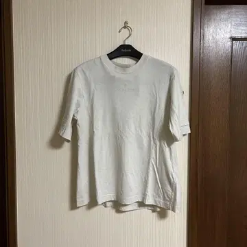 몽클레어 반팔 티셔츠 옅은 그린
