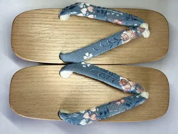 꽃무늬 오동나무 일본 나막신