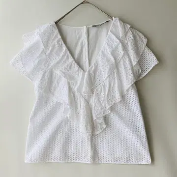 자라 베이직 쉘 버튼 자수 레이스 프렌치 슬리브