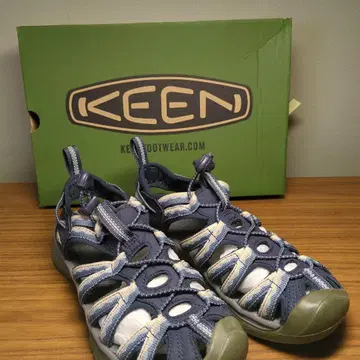 116-30 KEEN 위스퍼 샌들 23.0cm