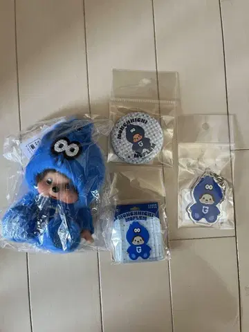 몬치치 콜라보 감바 오사카