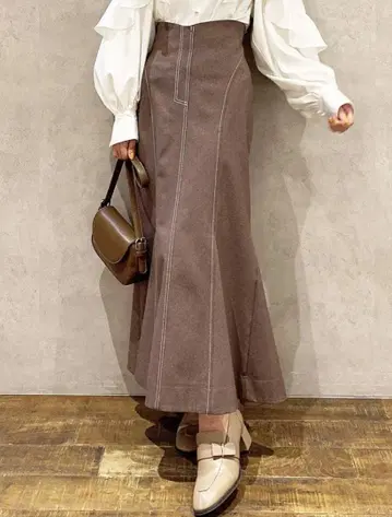 dazzlin 스티치 라인 머메이드 스커트 브라운