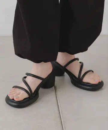 kastane 샌들 블랙
