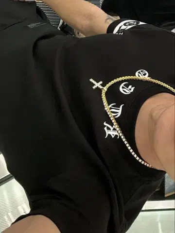 아담스 저글러 티셔츠 캡 야리라 야리라피