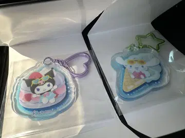 산리오 아크릴 키링
