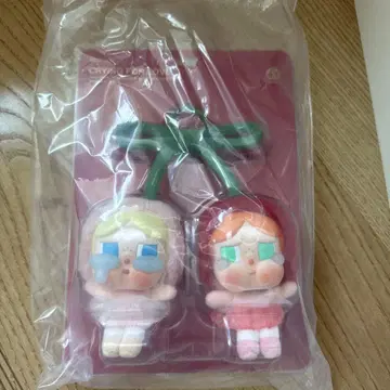 미개봉 새상품 CRYBABY 봉제 인형 펜던트 크라이 베이비