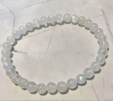 레인보우 문스톤