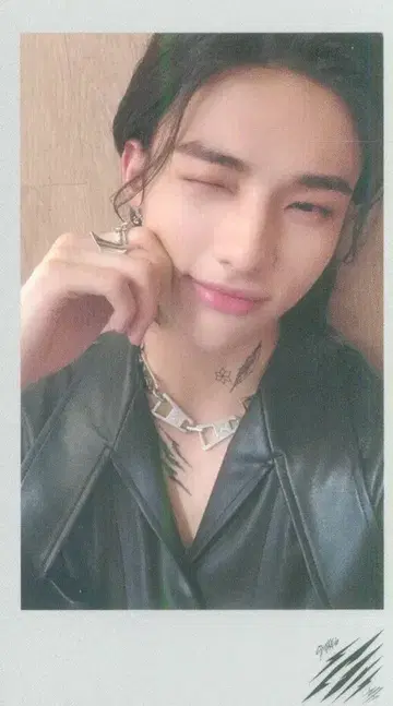 StrayKids FC 한정판 Hyunjin SCARS 폴라로이드