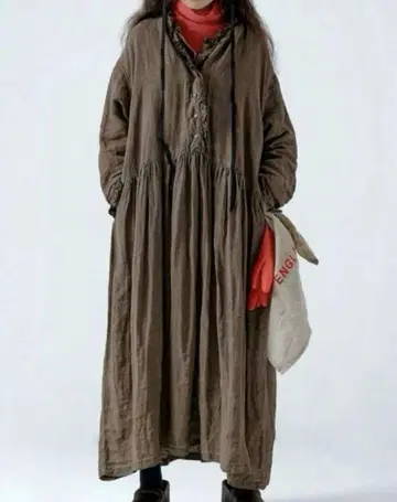 네스트로브 2023 린넨 천연 염색 프릴 원피스