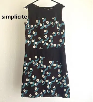 simplicite 심플 시테 슬리브리스 원피스 꽃무늬