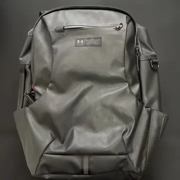 Under Armour 블랙 백팩 운동용 밴딩 포함