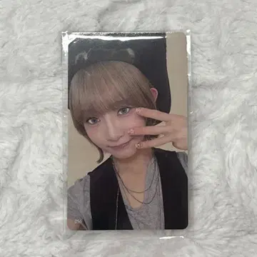 THIS IS ME:I 7000엔 혜택 트레이딩 카드 이이다 시즈키