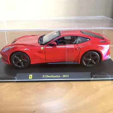 페라리 F12berlinetta 2012 데아고스티니 미니카
