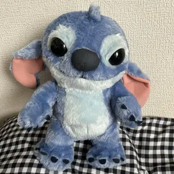 스티치 봉제 인형 실사 영화