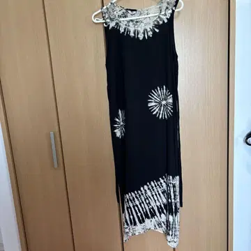 타이다이 프린트 슬리브리스 롱 원피스