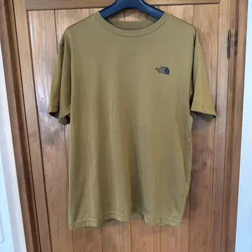 THE NORTH FACE 카키 티셔츠 L 사이즈