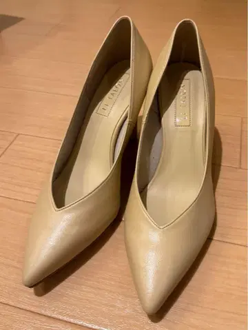 LE TALON 베이지 스틸레토 힐 24cm