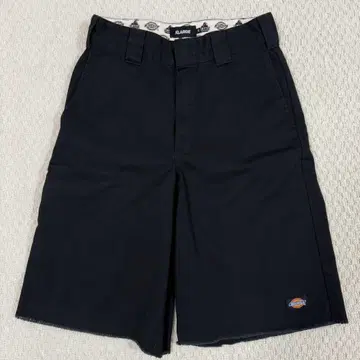 디키즈 XLARGE 콜라보 30 블랙 숏팬츠 숏 팬츠