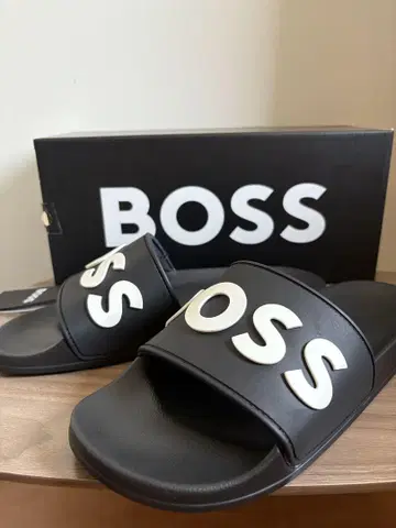 HUGO BOSS 블랙 비치 샌들