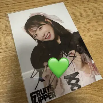 FRUITS ZIPPER 사쿠라이 유이 사인 포함 브로마이드 발렌타인