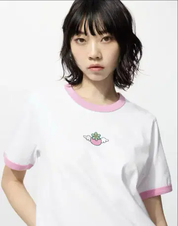 유니클로 야자와 아이 UT 콜라보