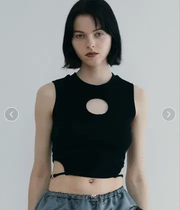 Stretchy Rib Cut-out Tank Top 블랙 SORIN
