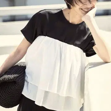 Mila Owen 뷔스티에