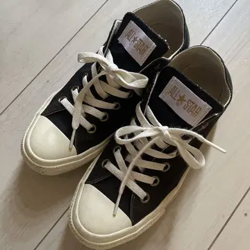 CONVERSE ALL STAR 블랙 스니커즈