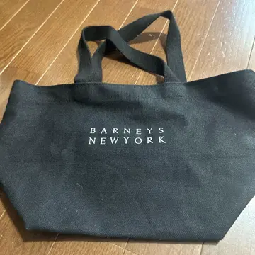 BARNEYS NEW YORK 블랙 토트백