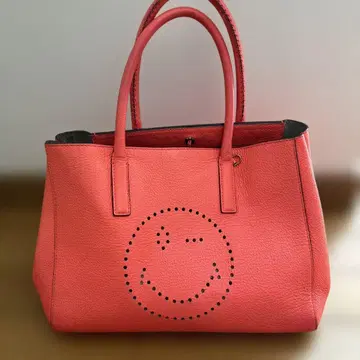 안야 힌드마치 Wink 주름 가죽 스마일리 토트백