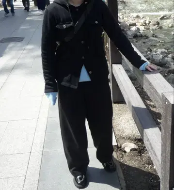 자라 블랙 스터드 로퍼 38 24.5