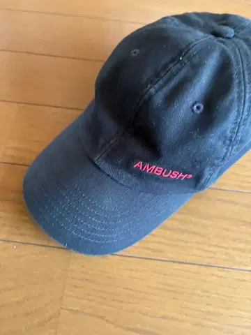 앰부쉬 블랙 캡