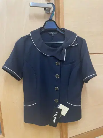 en joie 네이비 버튼 자켓 사이즈 9