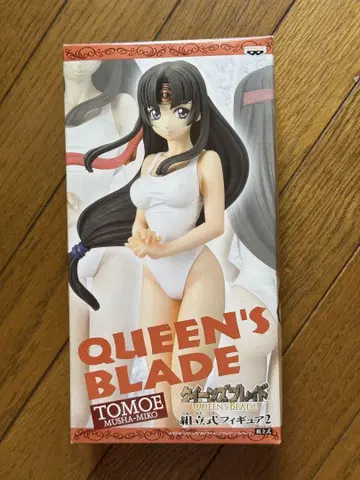 70 QUEEN'S BLADE 무사 무녀 피규어