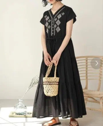 원피스 블랙 검정 롱 원피스 자수 플레어 코튼 면 플레어