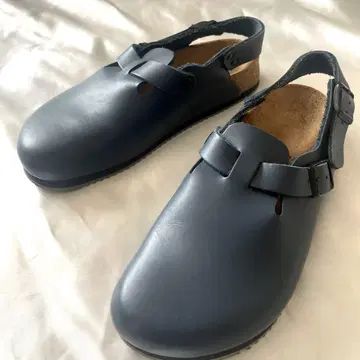 새상품급 버켄스탁 TOKIO 가죽 샌들 25.0cm 네이비