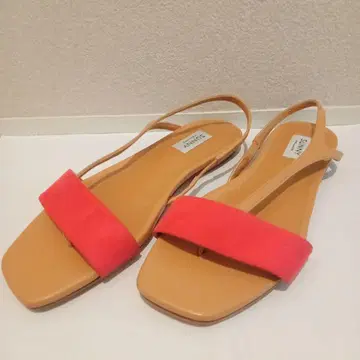 SUNNY 샌들 35