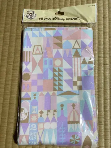 디즈니 이츠 아스 월드 컷 크로스
