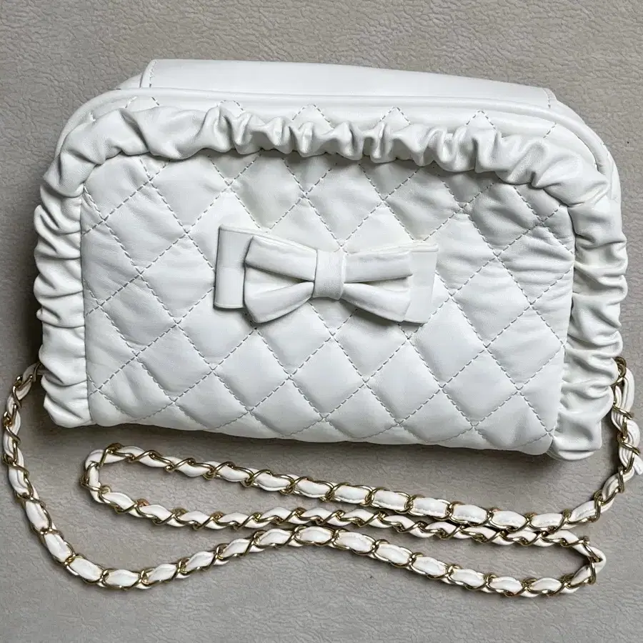 ★OVHEE★Poe Bucket Bag★ OVHEE】Poe Bucket Bag 2colors (OVHEE/ショルダーバッグ