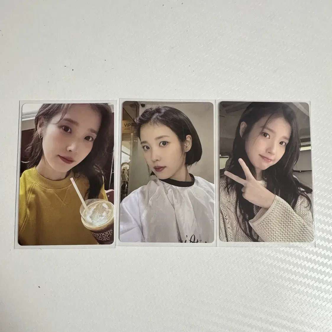 IU 13th UAENA ユエナ バッチセット アイユー アイユーのフリマアイテム一覧