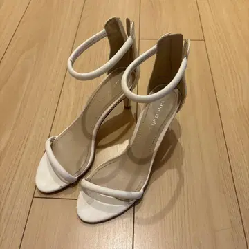 [스트랩 포함] 펌프스
