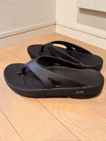 우포스 플립플랍 블랙
