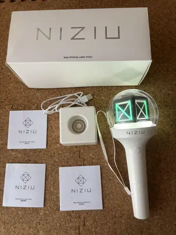 NiziU 응원봉